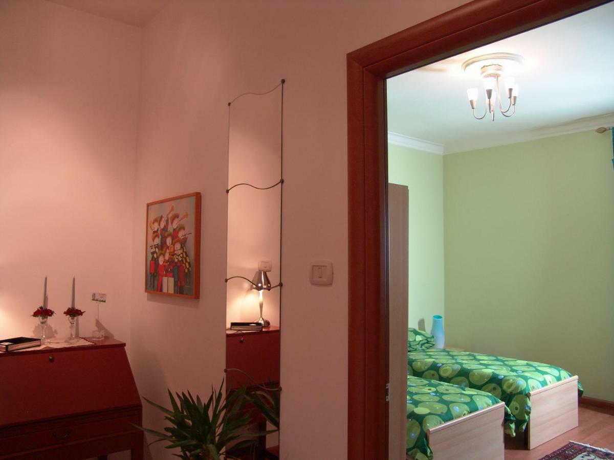 I Colori Di Sara Bed & Breakfast Catania Exterior photo
