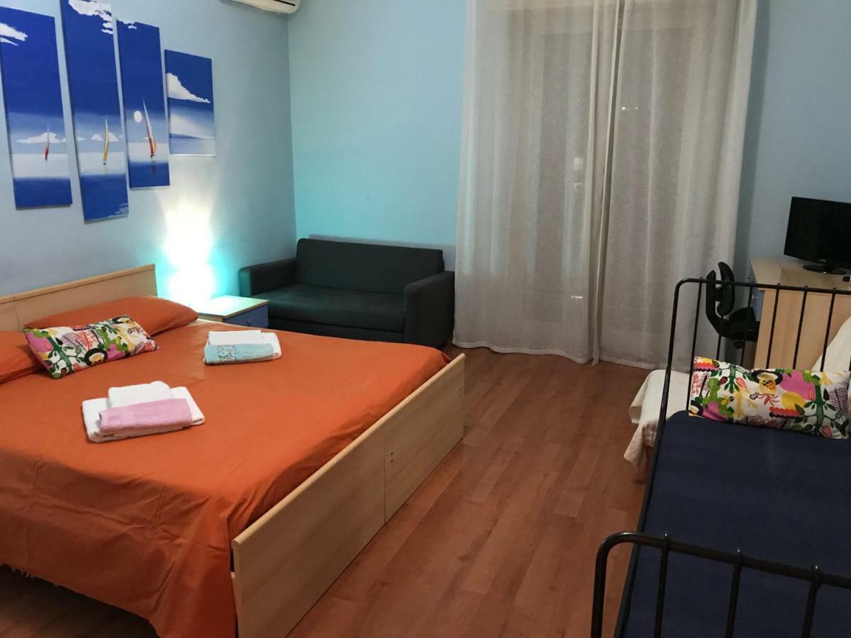 I Colori Di Sara Bed & Breakfast Catania Exterior photo